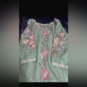 Floral Embroidered kameez and pants